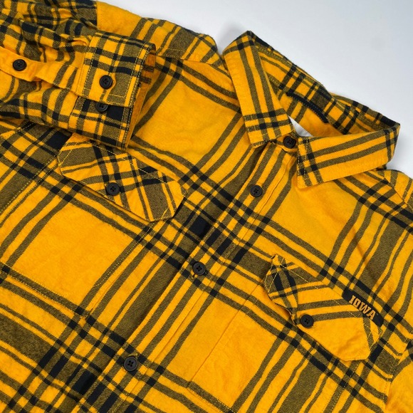 Columbia Mens Iowa Hawkeyes Flannel Shirt L Button Up Long Sleeve Plaid Gold - Picture 1 of 7